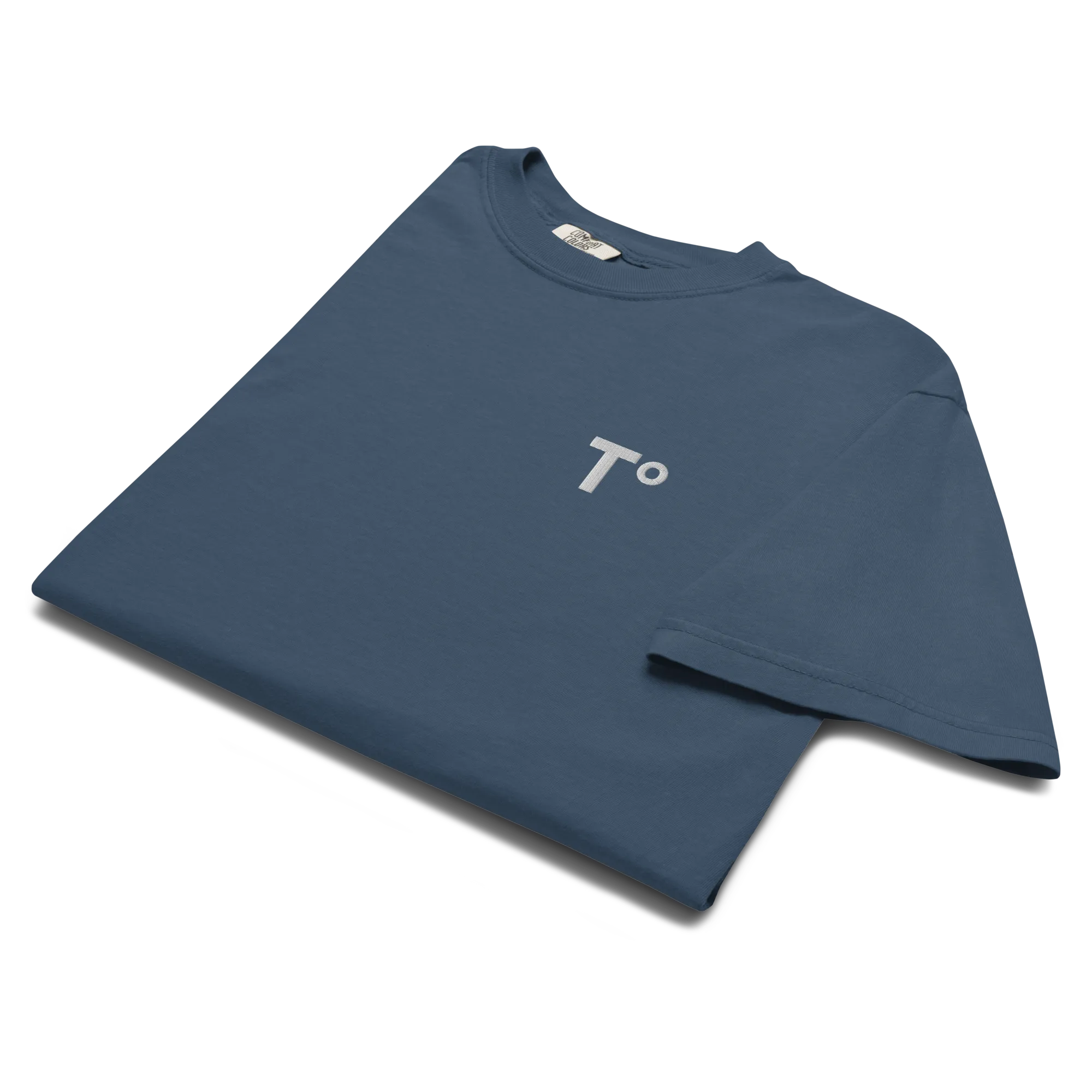 RESOLVE Tee folded